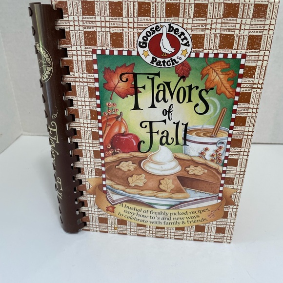 Gooseberry Patch Flavors of Fall Cookbook - Picture 1 of 5